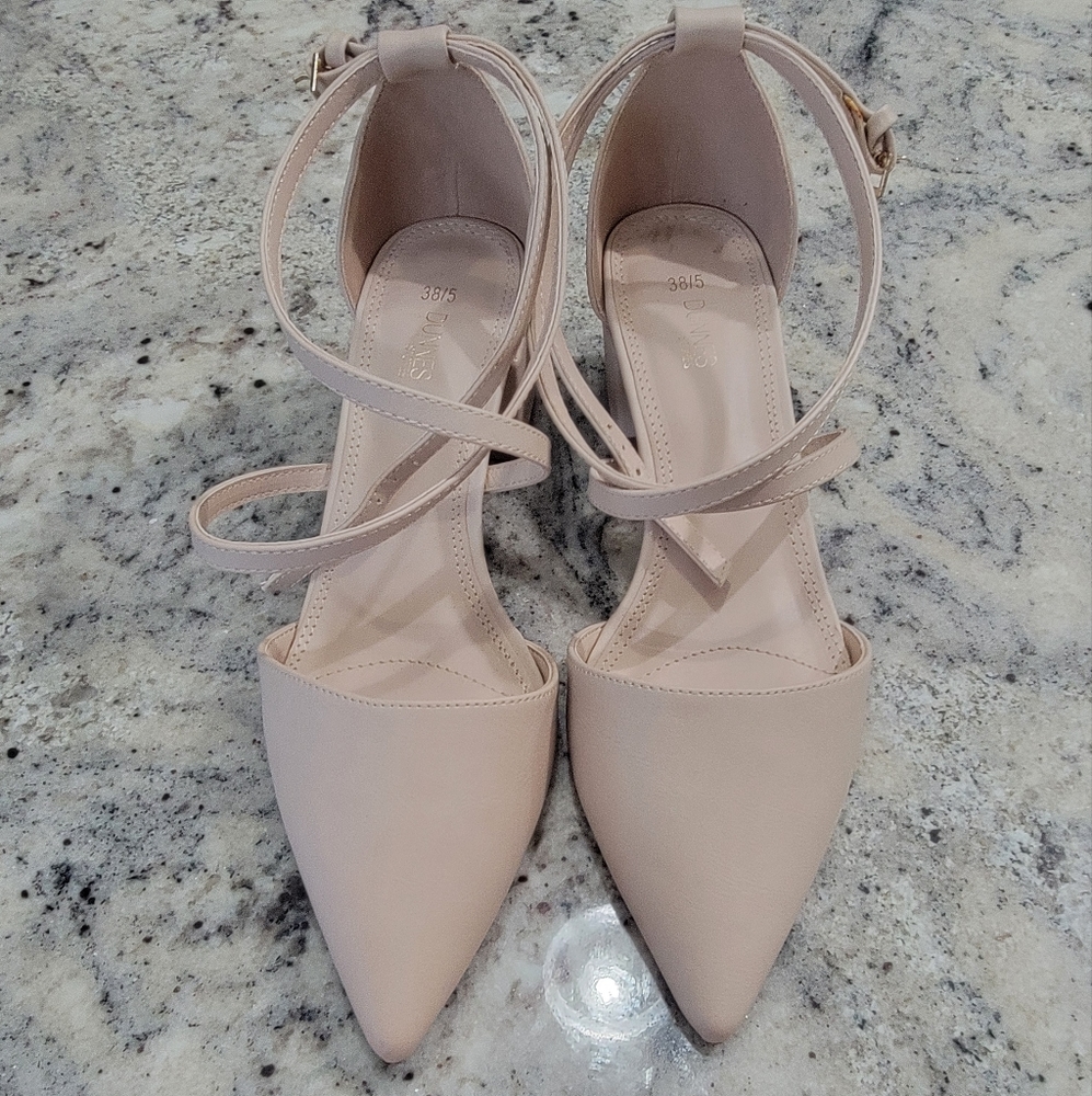 Beige Dunes Stores strap heels size 7.5 European size 38/5